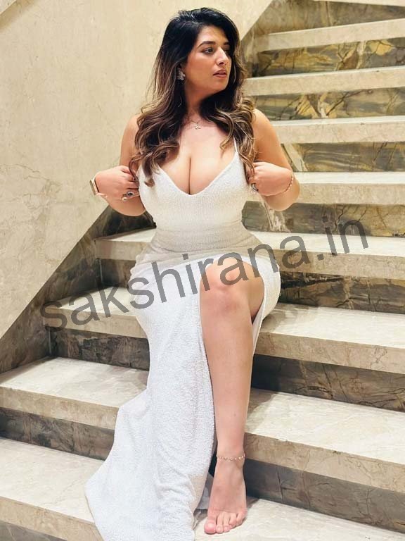 Ajmer aged housewife Call Girl